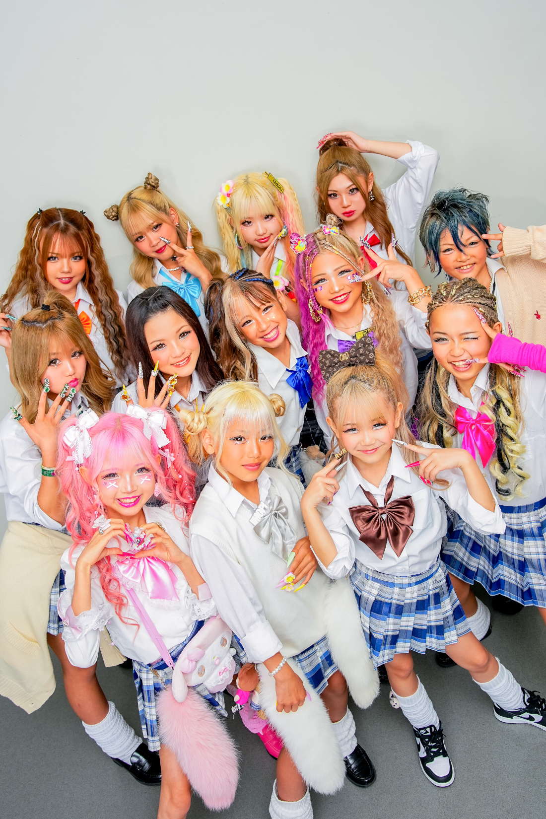 KOGYARU（らら、ゆなち、りいな、るりぴ、なぎ）